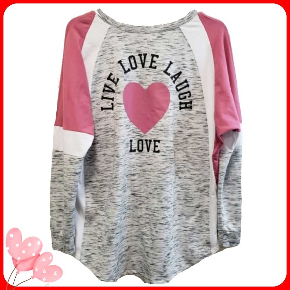 No Boundaries "Live Laugh Love" Top